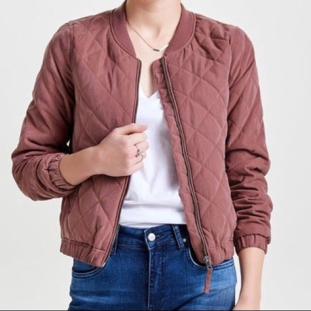 Pink Quilted Bomber Jacket -L- Jacqueline de Yong